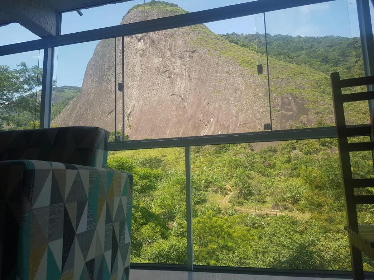 Residencia Pedra Do Elefante Hotel กวาราปารี ภายนอก รูปภาพ